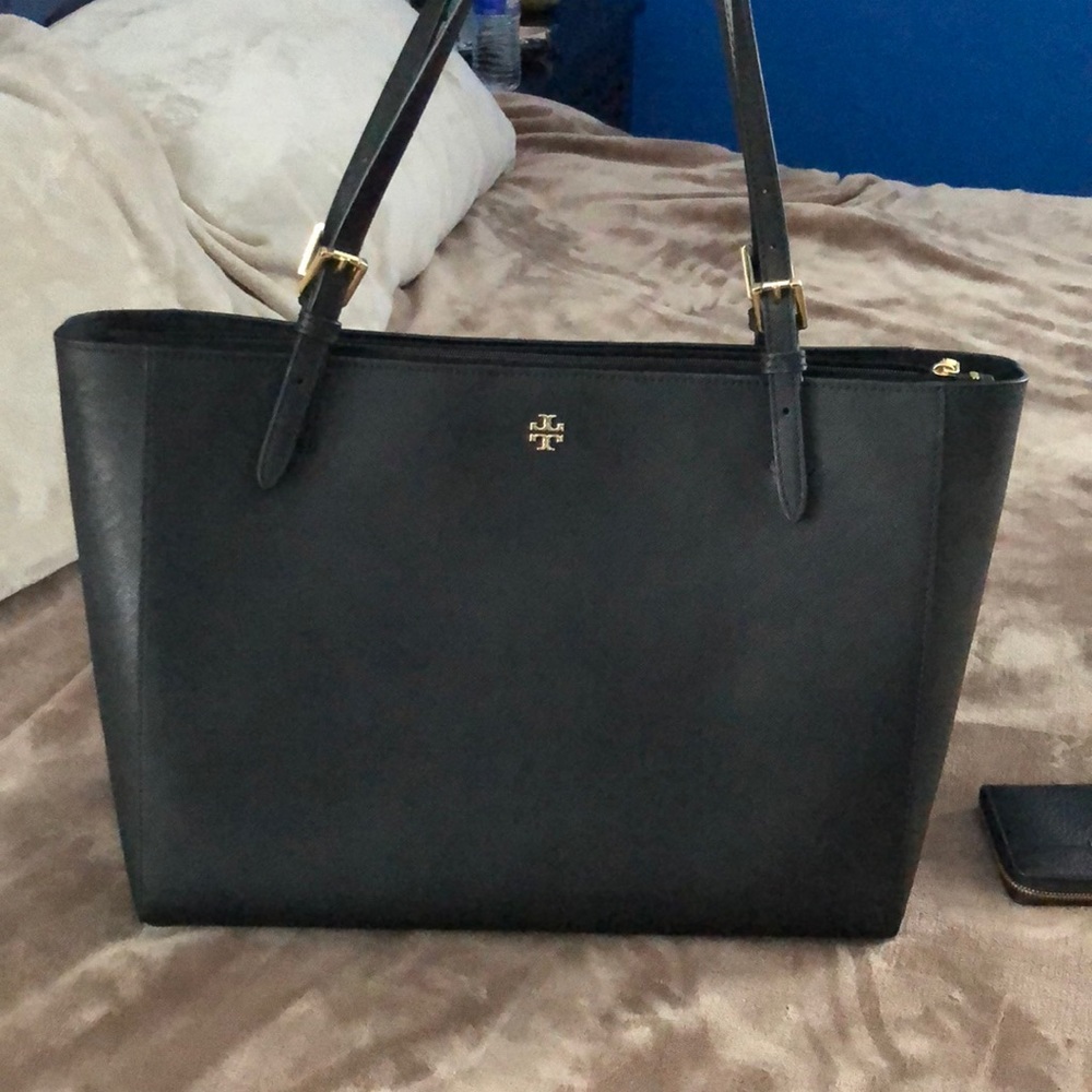 FLASH SALE Tory Burch Large York Tote